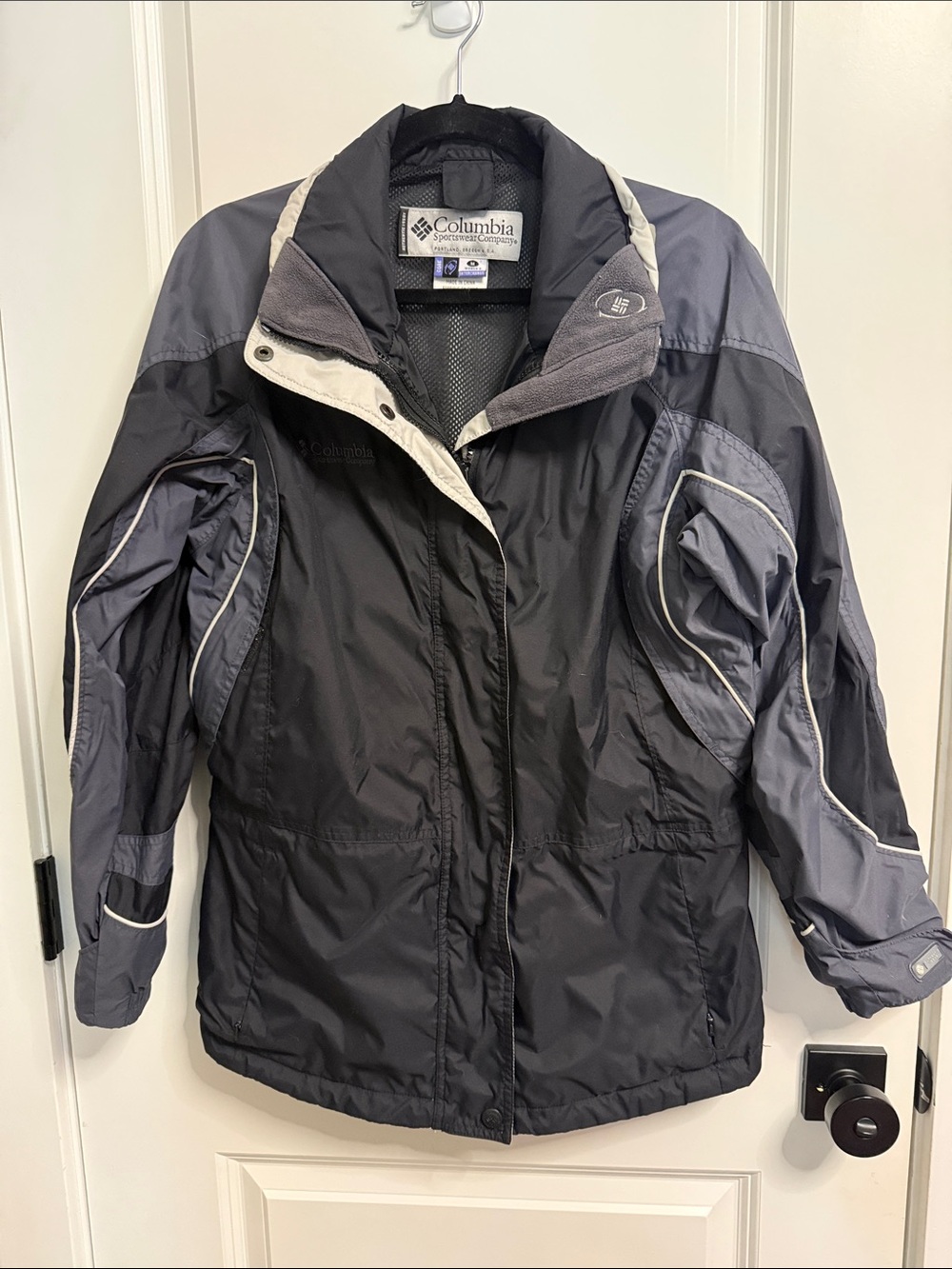Columbia Black and Gray Ski Jacket